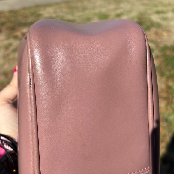 Vintage Furla that Survived Icepocalypse Winter 2026, but at what cost? - Picture 15 of 16